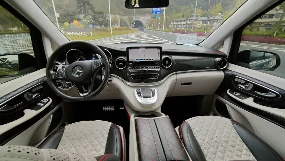 2022 Mercedes-Benz V Class 2.0T 211HP L4 9AT,autocango,china used car exporter,china ev exporter,chinese used car exporter,chinese used ev exporter
