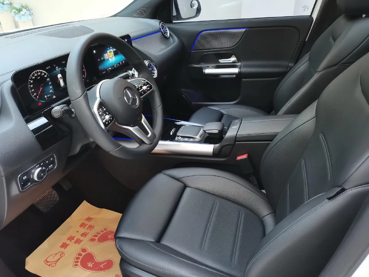 2022 Mercedes-Benz GLA Class 1.3T 163HP L4 7DCT,autocango,china used car exporter,china ev exporter,chinese used car exporter,chinese used ev exporter