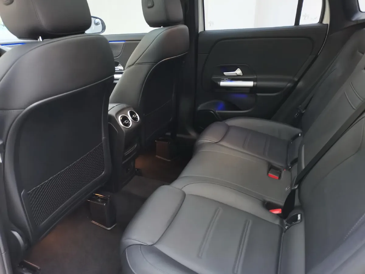2022 Mercedes-Benz GLA Class 1.3T 163HP L4 7DCT,autocango,china used car exporter,china ev exporter,chinese used car exporter,chinese used ev exporter