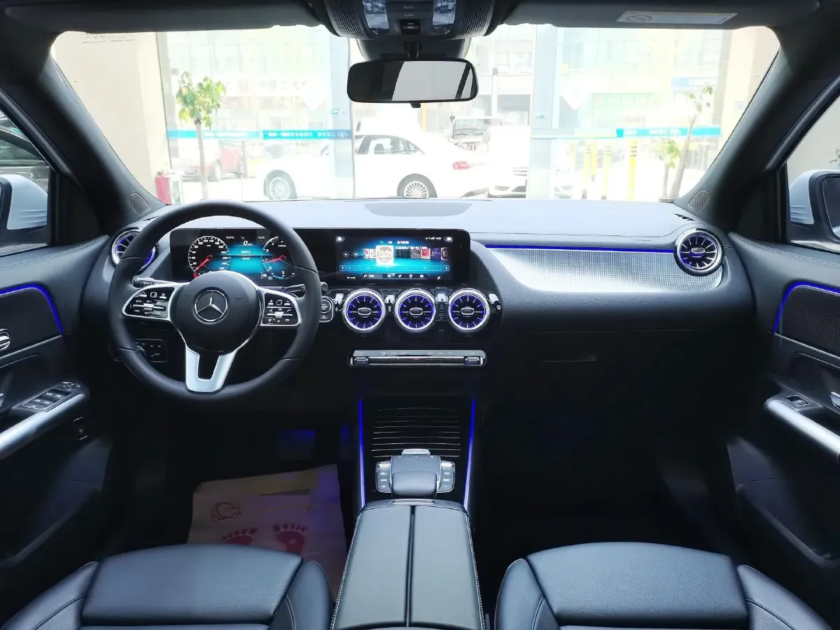 2022 Mercedes-Benz GLA Class 1.3T 163HP L4 7DCT,autocango,china used car exporter,china ev exporter,chinese used car exporter,chinese used ev exporter