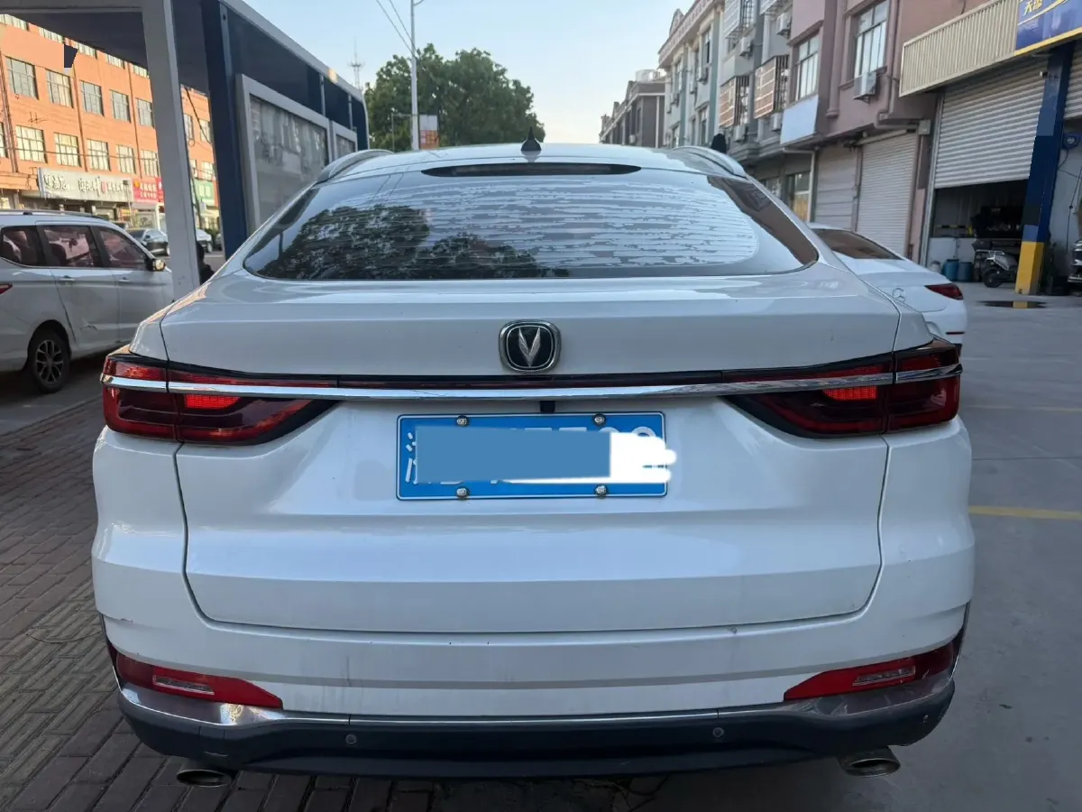 2019 ChangAn CS85 Coupe 1.5T 178HP L4 7DCT,autocango,china used car exporter,china ev exporter,chinese used car exporter,chinese used ev exporter