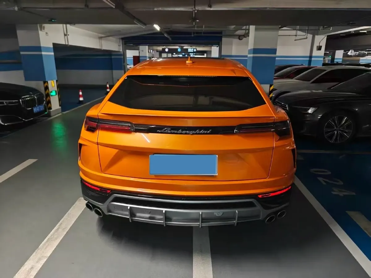 2021 Lamborghini Urus 4.0T 641HP V8 8AT,autocango,china used car exporter,china ev exporter,chinese used car exporter,chinese used ev exporter
