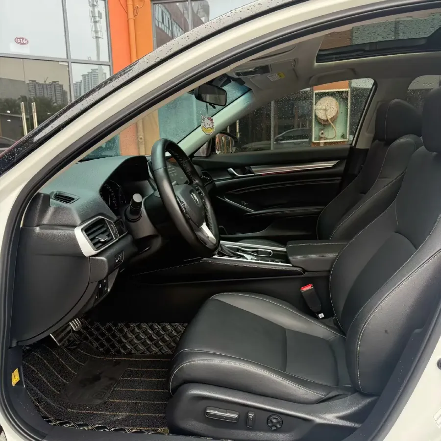 2022 Honda Accord 1.5T 194HP L4 CVT,autocango,china used car exporter,china ev exporter,chinese used car exporter,chinese used ev exporter
