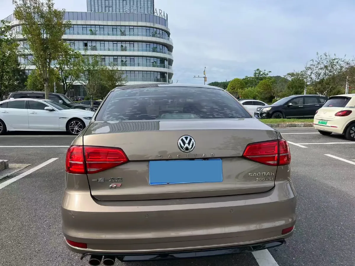 2018 JMC YuSheng S350 2.0T 141HP L4 6AT,autocango,china used car exporter,china ev exporter,chinese used car exporter,chinese used ev exporter