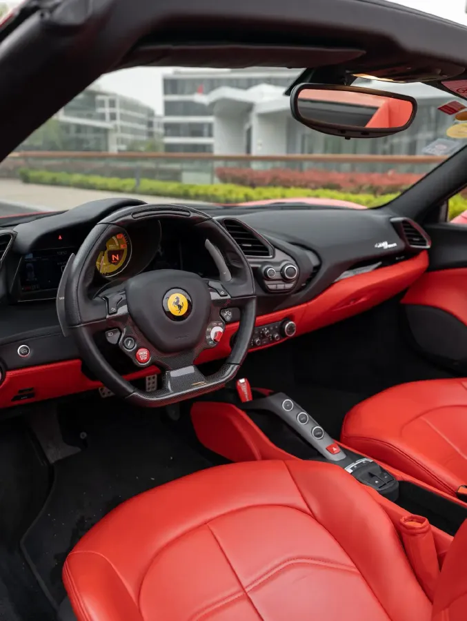 2015 Ferrari 488 3.9T 670HP V8 7DCT,autocango,china used car exporter,china ev exporter,chinese used car exporter,chinese used ev exporter