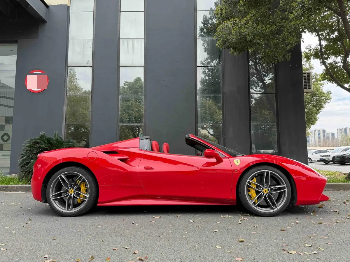 2015 Ferrari 488 3.9T 670HP V8 7DCT,autocango,china used car exporter,china ev exporter,chinese used car exporter,chinese used ev exporter
