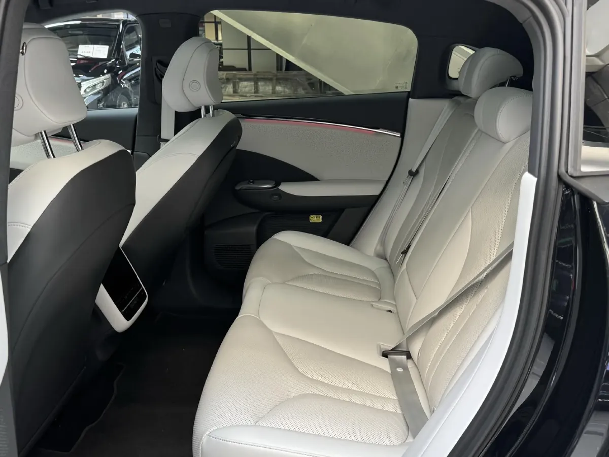 2025 Xpeng G7 BEV,autocango,china used car exporter,china ev exporter,chinese used car exporter,chinese used ev exporter