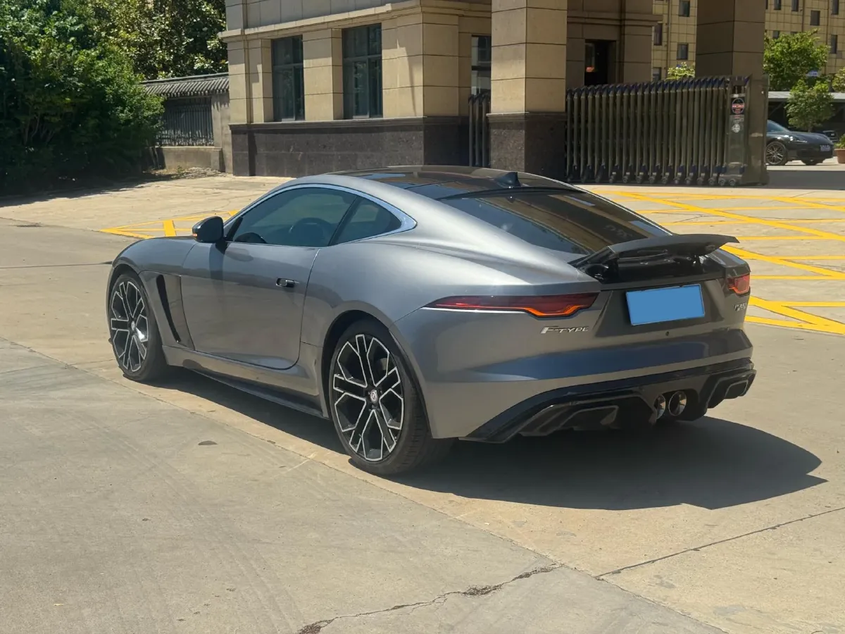 2021 Jaguar F-TYPE 3.0T 381HP V6 8AT,autocango,china used car exporter,china ev exporter,chinese used car exporter,chinese used ev exporter
