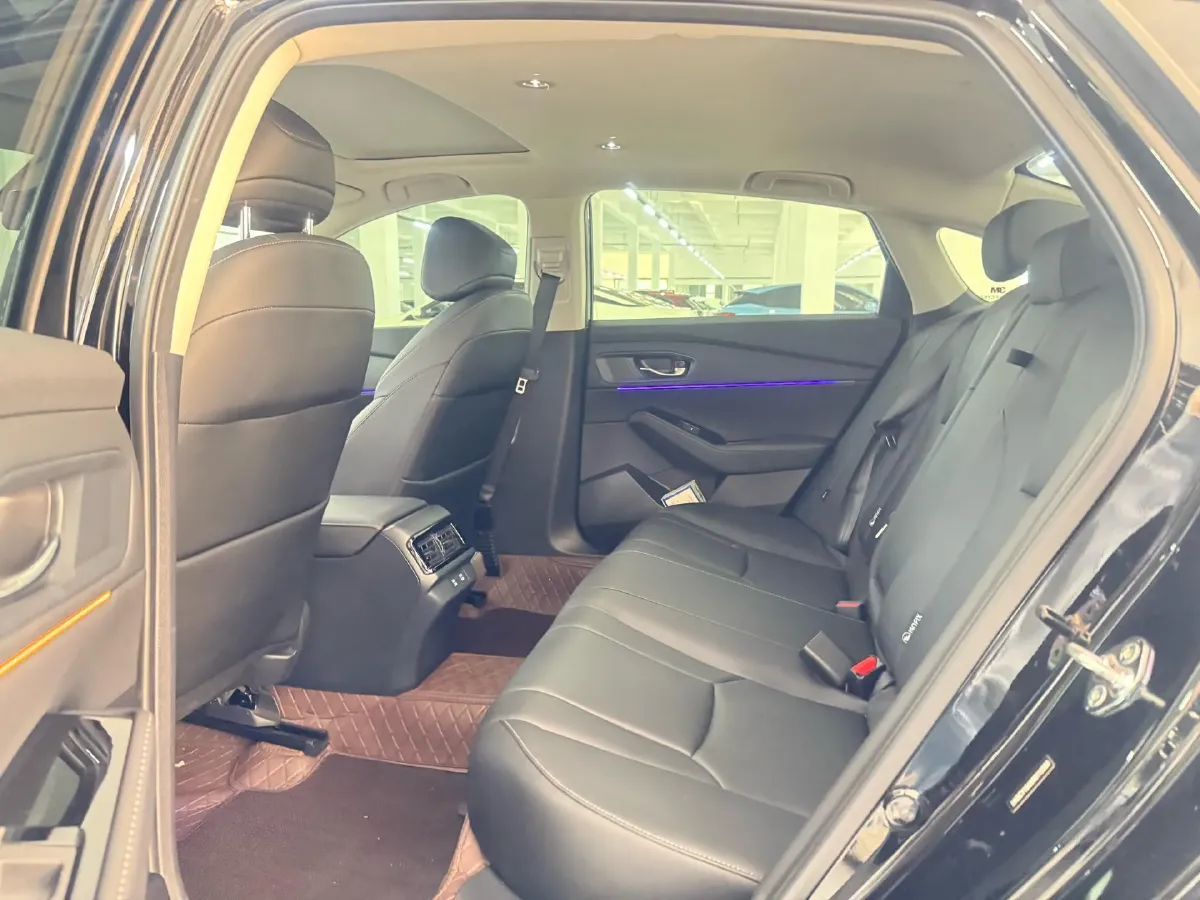 2023 Dongfeng PaLaSuo 2.0T 228HP L4 8AT,autocango,china used car exporter,china ev exporter,chinese used car exporter,chinese used ev exporter