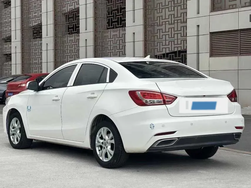 2018 HaiMa Family F5 1.6L 125HP L4 6AT,autocango,china used car exporter,china ev exporter,chinese used car exporter,chinese used ev exporter