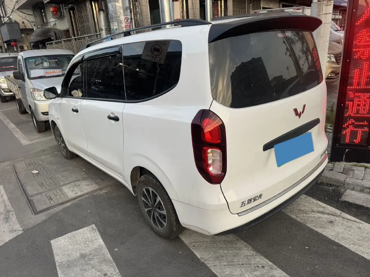 2024 WuLing HongGuang New Energy BEV 32.6KWH,autocango,china used car exporter,china ev exporter,chinese used car exporter,chinese used ev exporter