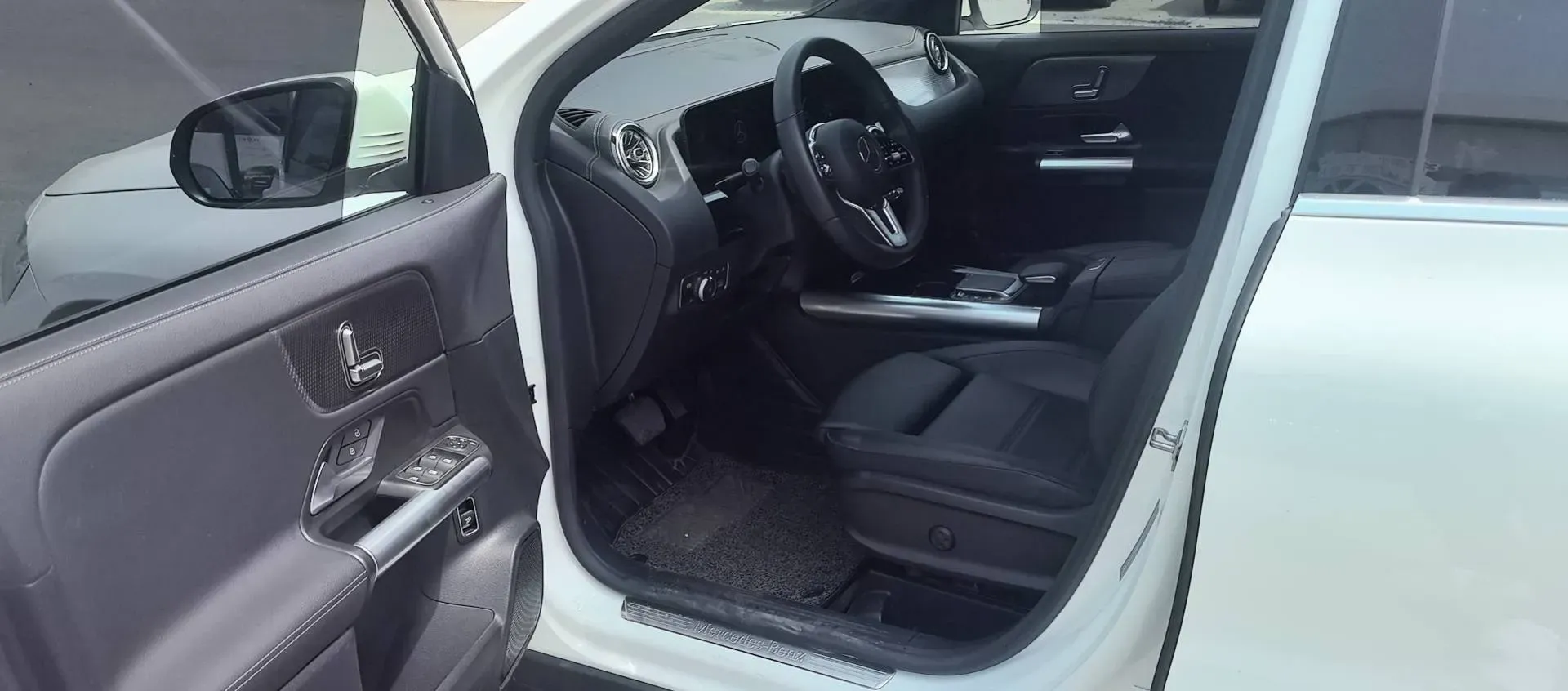 2020 Mercedes-Benz GLA Class 1.3T 163HP L4 7DCT,autocango,china used car exporter,china ev exporter,chinese used car exporter,chinese used ev exporter