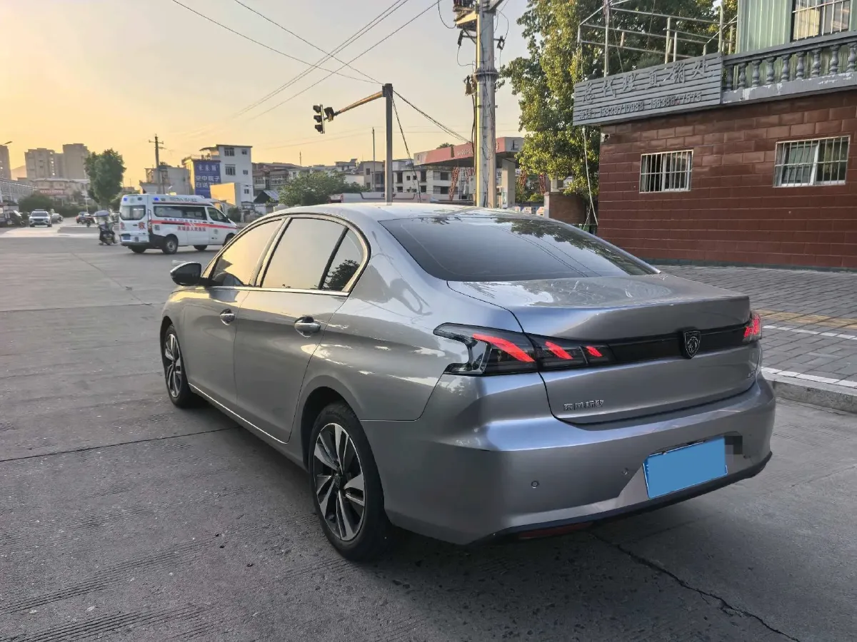 2022 Peugeot 408 1.6T 170HP L4 6AT,autocango,china used car exporter,china ev exporter,chinese used car exporter,chinese used ev exporter