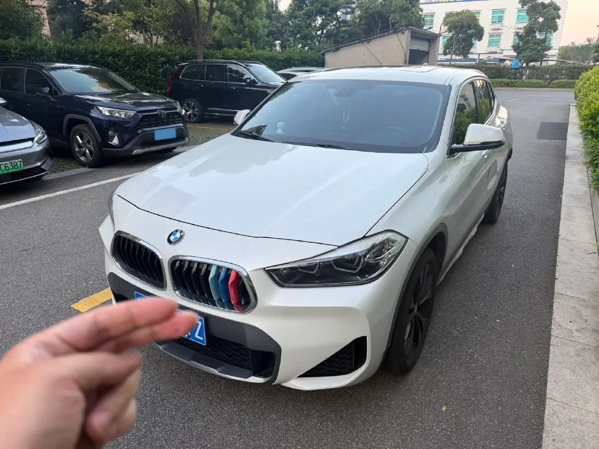 2021 BMW X2 1.5T 140HP L3 7DCT,autocango,china used car exporter,china ev exporter,chinese used car exporter,chinese used ev exporter
