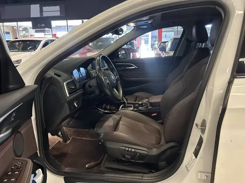 2020 BMW 1 Series 1.5T 140HP L3 7DCT,autocango,china used car exporter,china ev exporter,chinese used car exporter,chinese used ev exporter