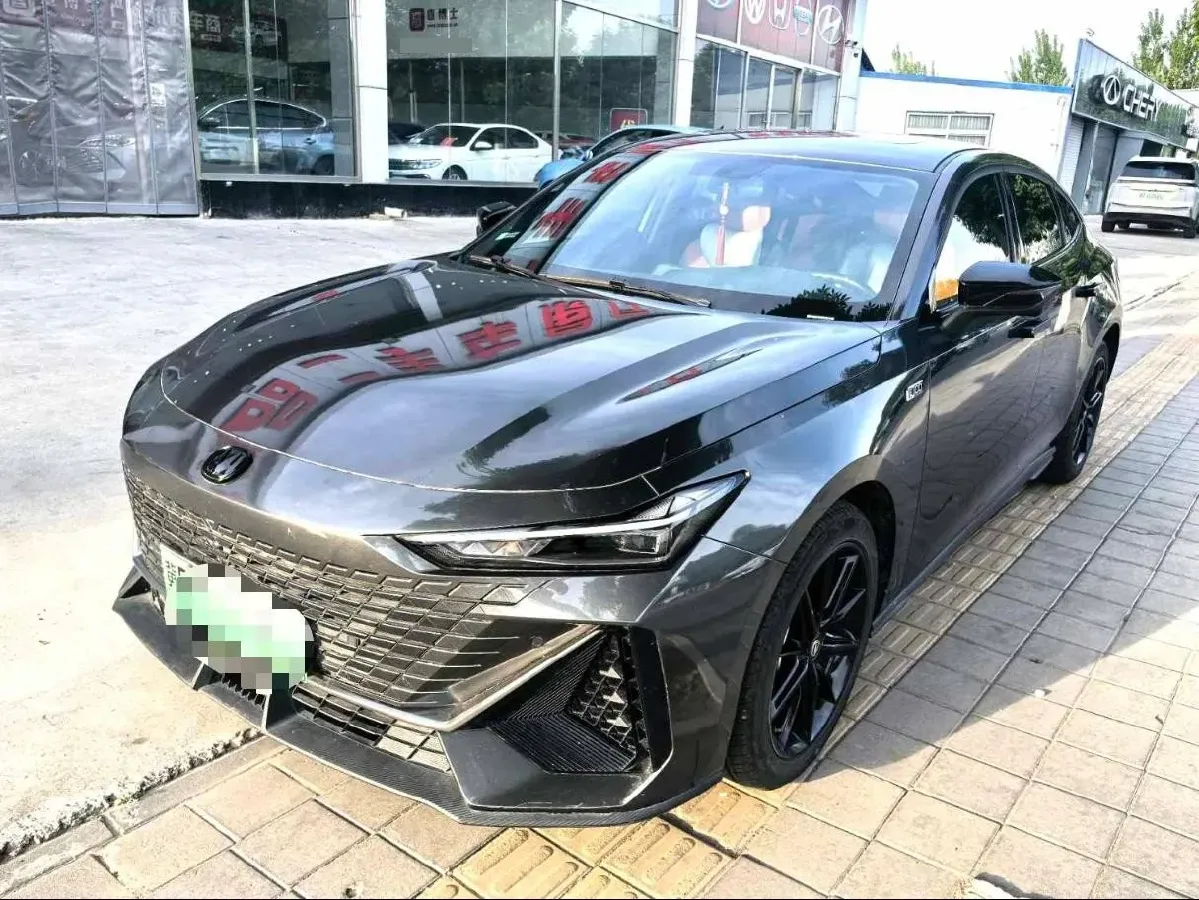 2023 ChangAn UNI-V iDD 1.5T 170HP L4 6TCT PHEV 18.4KWH,autocango,china used car exporter,china ev exporter,chinese used car exporter,chinese used ev exporter