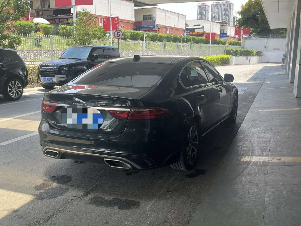 2023 Jaguar XFL 2.0T 200HP L4 8AT,autocango,china used car exporter,china ev exporter,chinese used car exporter,chinese used ev exporter