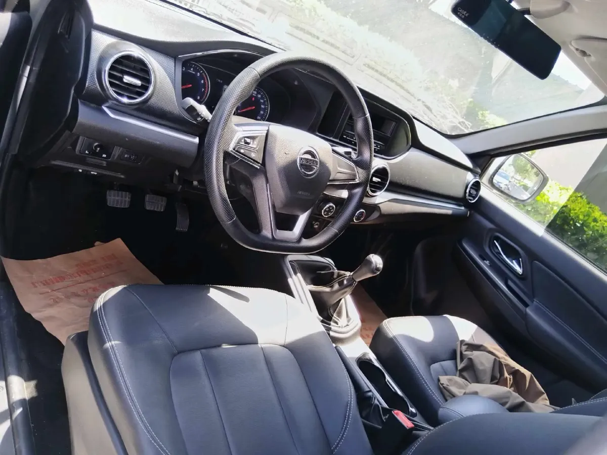 2023 Dongfeng RuiQi 2.4L 158HP L4 5MT,autocango,china used car exporter,china ev exporter,chinese used car exporter,chinese used ev exporter