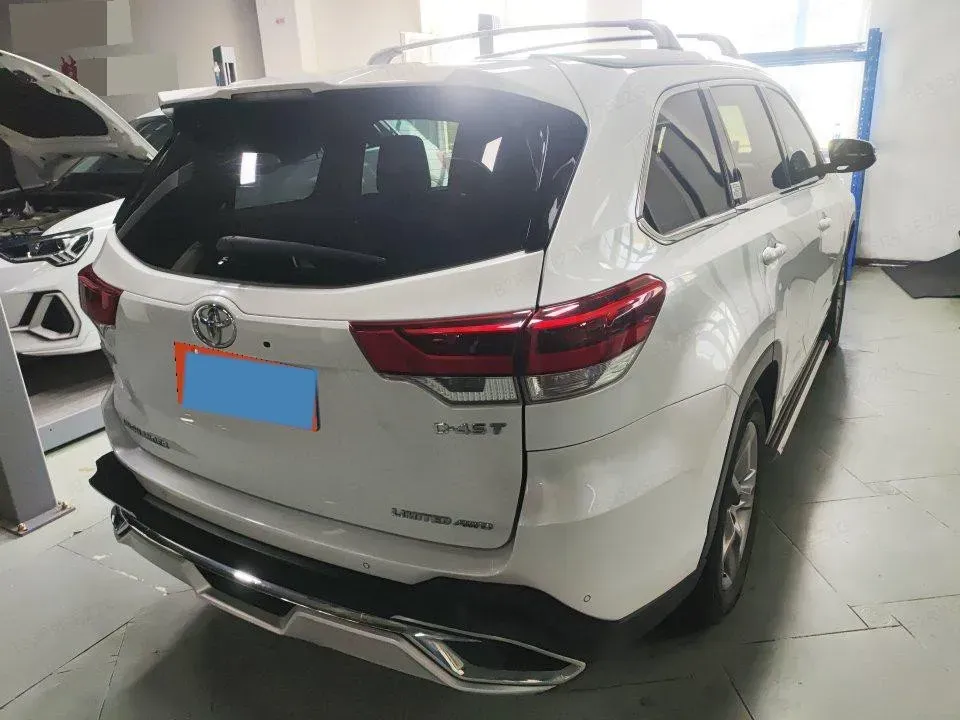 2020 Toyota Highlander 2.0T 220HP L4 6AT,autocango,china used car exporter,china ev exporter,chinese used car exporter,chinese used ev exporter