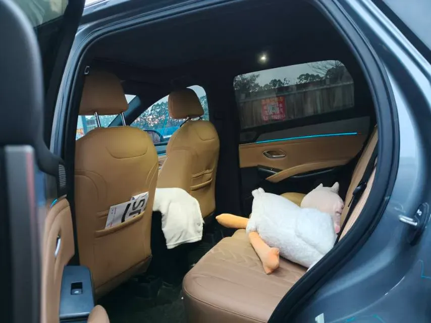 2024 BYD SongL DM-i 1.5L 101HP L4 E-CVT PHEV 18.3KWH,autocango,china used car exporter,china ev exporter,chinese used car exporter,chinese used ev exporter
