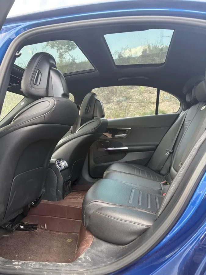 2023 Mercedes-Benz C Class 2.0T 204HP L4 9AT PHEV 25.4KWH,autocango,china used car exporter,china ev exporter,chinese used car exporter,chinese used ev exporter