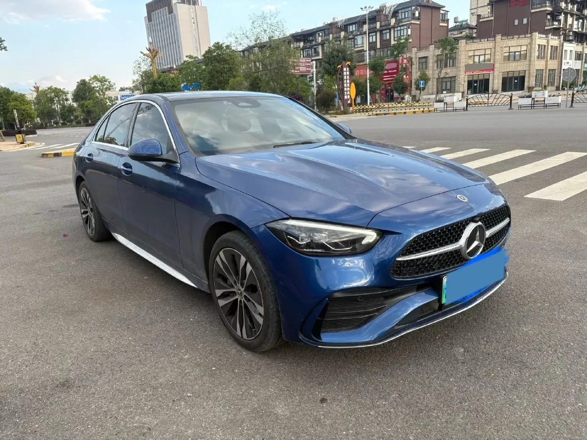 2023 Mercedes-Benz C Class 2.0T 204HP L4 9AT PHEV 25.4KWH,autocango,china used car exporter,china ev exporter,chinese used car exporter,chinese used ev exporter