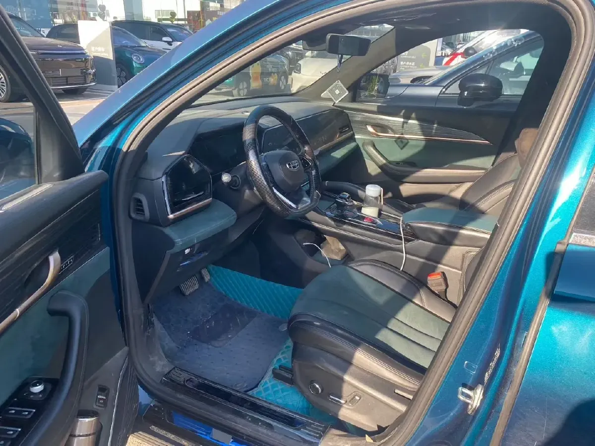 2021 Geely Monjaro 2.0T 218HP L4 7DCT,autocango,china used car exporter,china ev exporter,chinese used car exporter,chinese used ev exporter