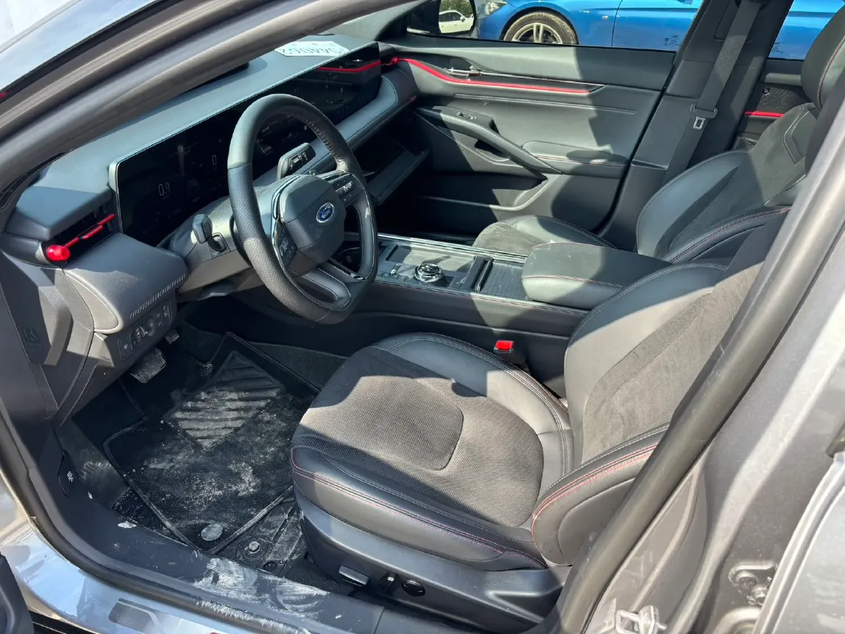 2022 Ford Mondeo 2.0T 238HP L4 8AT,autocango,china used car exporter,china ev exporter,chinese used car exporter,chinese used ev exporter