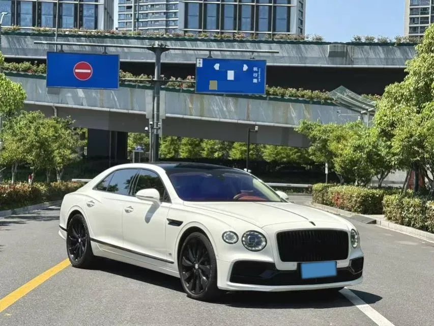 2022 Bentley Flying Spur 4.0T 550HP V8 8DCT,autocango,china used car exporter,china ev exporter,chinese used car exporter,chinese used ev exporter
