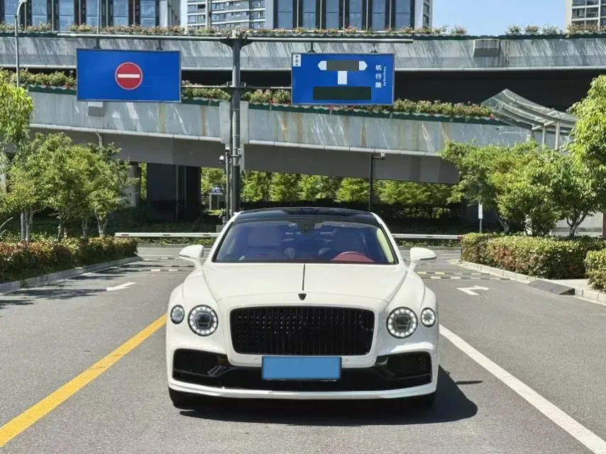 2022 Bentley Flying Spur 4.0T 550HP V8 8DCT,autocango,china used car exporter,china ev exporter,chinese used car exporter,chinese used ev exporter
