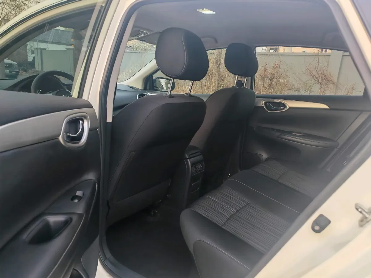 2022 Nissan Sylphy 1.6L 122HP L4 CVT,autocango,china used car exporter,china ev exporter,chinese used car exporter,chinese used ev exporter