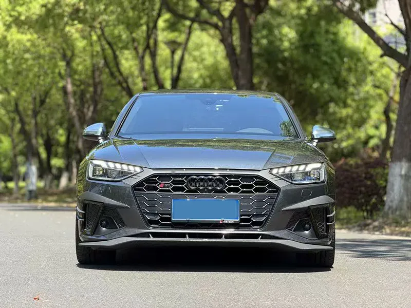 2022 Audi S4 3.0T 354HP V6 8AT,autocango,china used car exporter,china ev exporter,chinese used car exporter,chinese used ev exporter