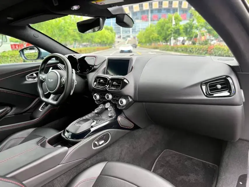 2018 Aston Martin V8 Vantage 4.0T 510HP V8 8AT,autocango,china used car exporter,china ev exporter,chinese used car exporter,chinese used ev exporter