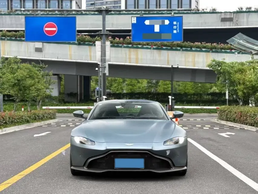 2018 Aston Martin V8 Vantage 4.0T 510HP V8 8AT,autocango,china used car exporter,china ev exporter,chinese used car exporter,chinese used ev exporter