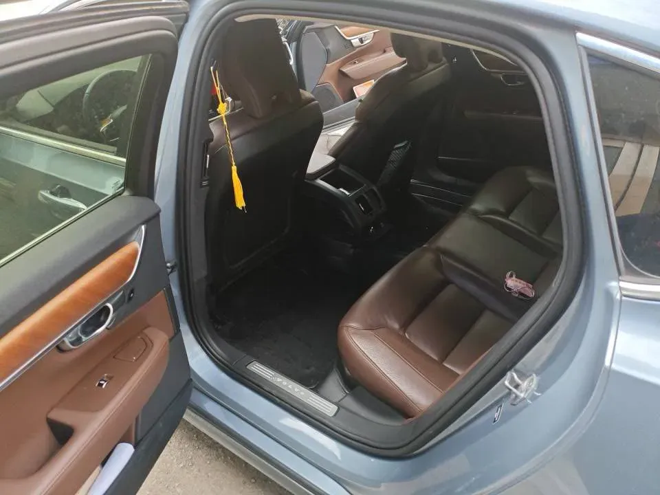 2019 Infiniti Q70 2.0T 211HP L4 7AT,autocango,china used car exporter,china ev exporter,chinese used car exporter,chinese used ev exporter