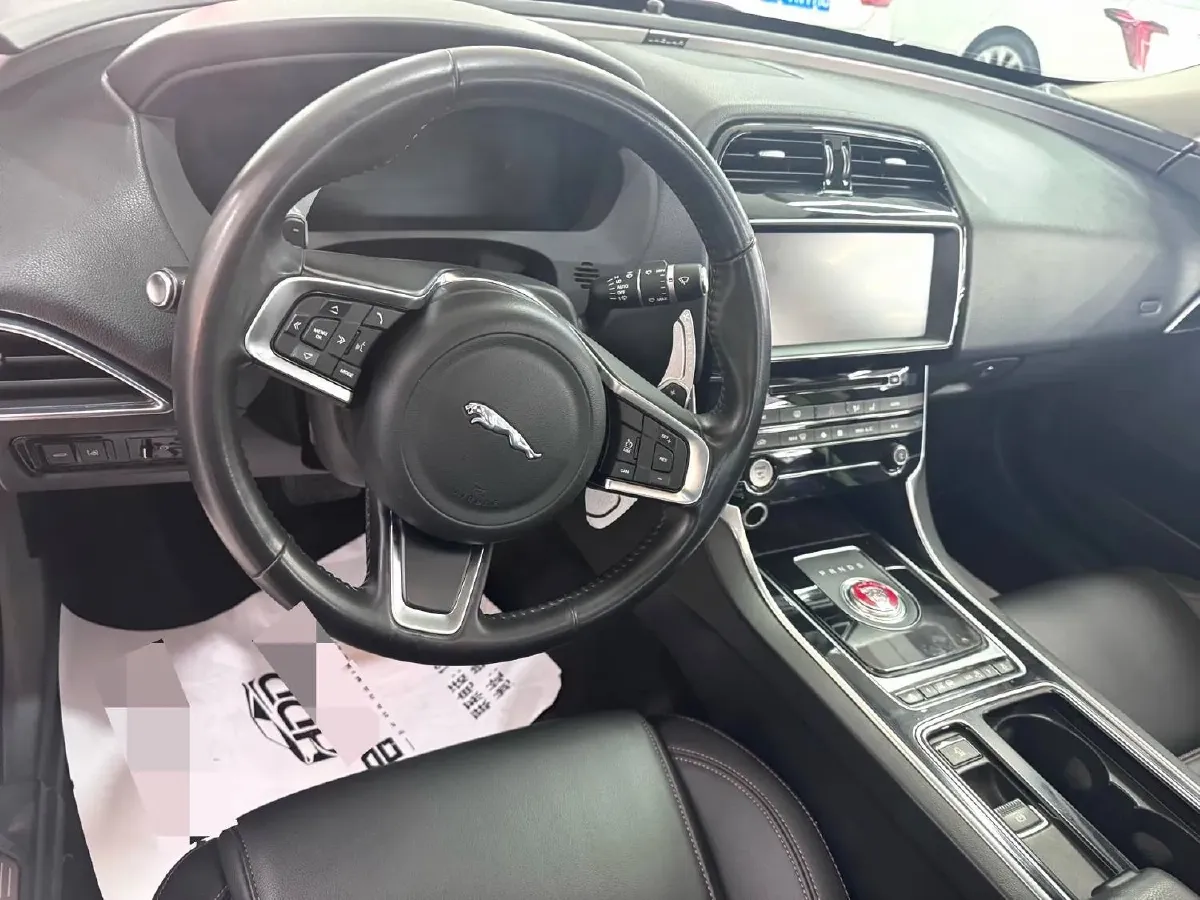 2018 Jaguar XEL 2.0T 200HP L4 8AT,autocango,china used car exporter,china ev exporter,chinese used car exporter,chinese used ev exporter