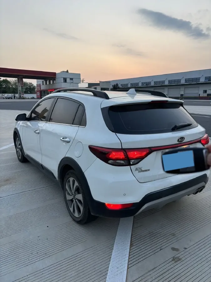 2017 Kia KX Cross 1.4L 100HP L4 6AT,autocango,china used car exporter,china ev exporter,chinese used car exporter,chinese used ev exporter