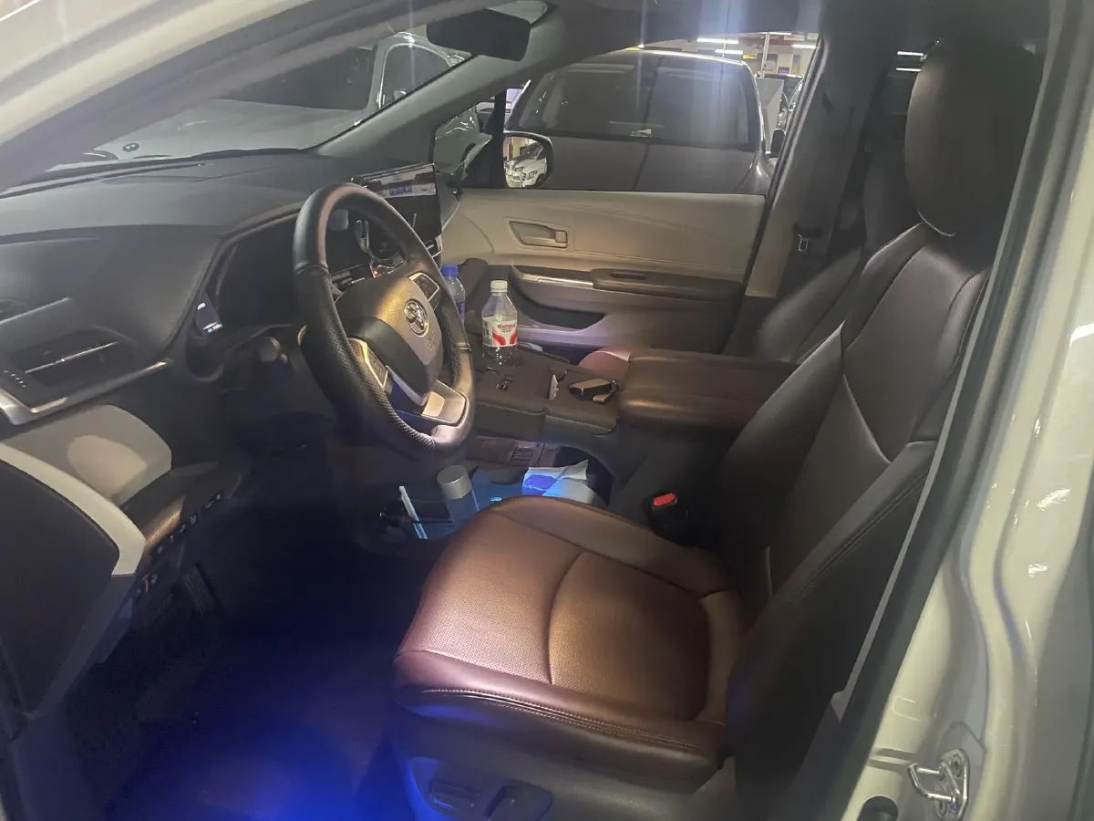 2021 Toyota Sienna 2.5L 192HP L4 E-CVT Hybrid,autocango,china used car exporter,china ev exporter,chinese used car exporter,chinese used ev exporter