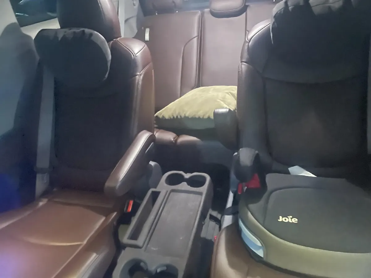 2021 Toyota Sienna 2.5L 192HP L4 E-CVT Hybrid,autocango,china used car exporter,china ev exporter,chinese used car exporter,chinese used ev exporter