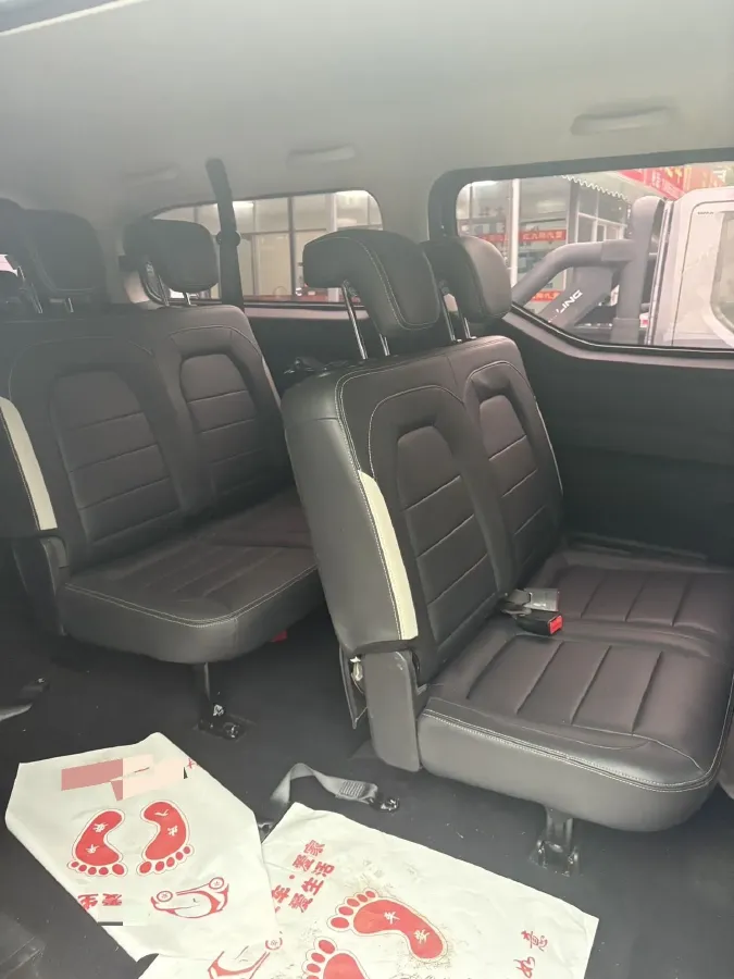 2021 WuLing ZhengChen 1.5T 147HP L4 6MT,autocango,china used car exporter,china ev exporter,chinese used car exporter,chinese used ev exporter