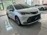 2023 Toyota Sienna 2.5L 189HP L4 E-CVT Hybrid