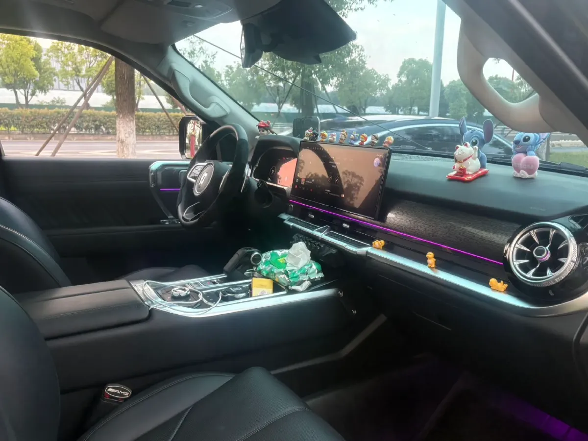 2024 Tank 400 2.0T 252HP L4 9AT PHEV 36.7/37.1KWH,autocango,china used car exporter,china ev exporter,chinese used car exporter,chinese used ev exporter