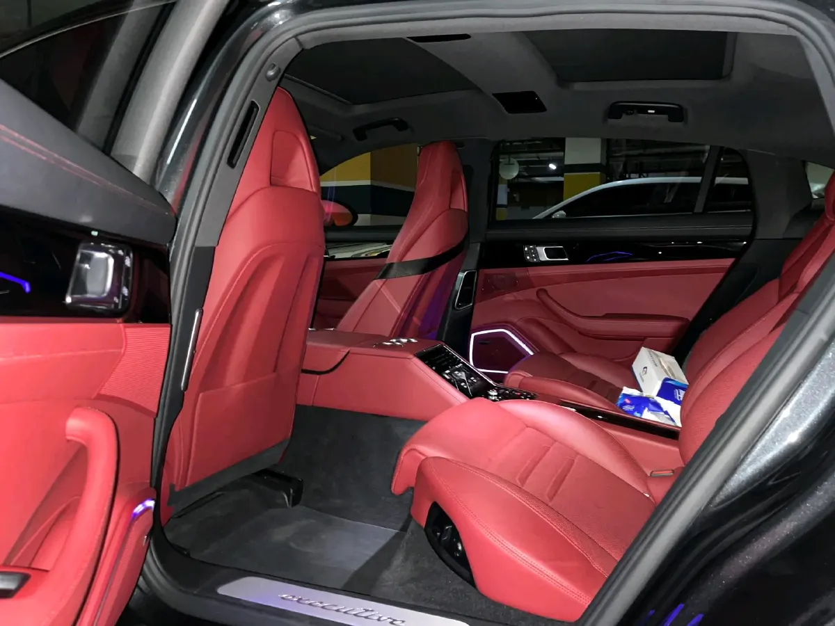 2023 Porsche Panamera 2.9T 330HP V6 8DCT,autocango,china used car exporter,china ev exporter,chinese used car exporter,chinese used ev exporter