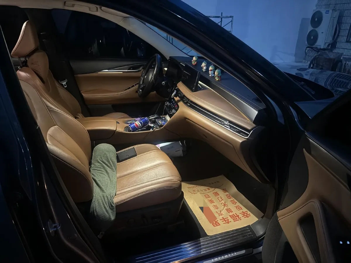 2022 Infiniti QX60 2.0T 252HP L4 9AT,autocango,china used car exporter,china ev exporter,chinese used car exporter,chinese used ev exporter