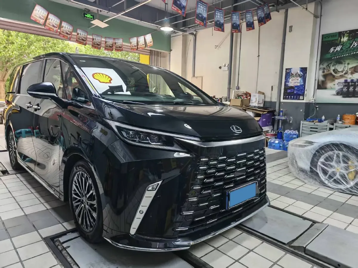 2023 Lexus LM 2.5L 190HP L4 E-CVT Hybrid,autocango,china used car exporter,china ev exporter,chinese used car exporter,chinese used ev exporter