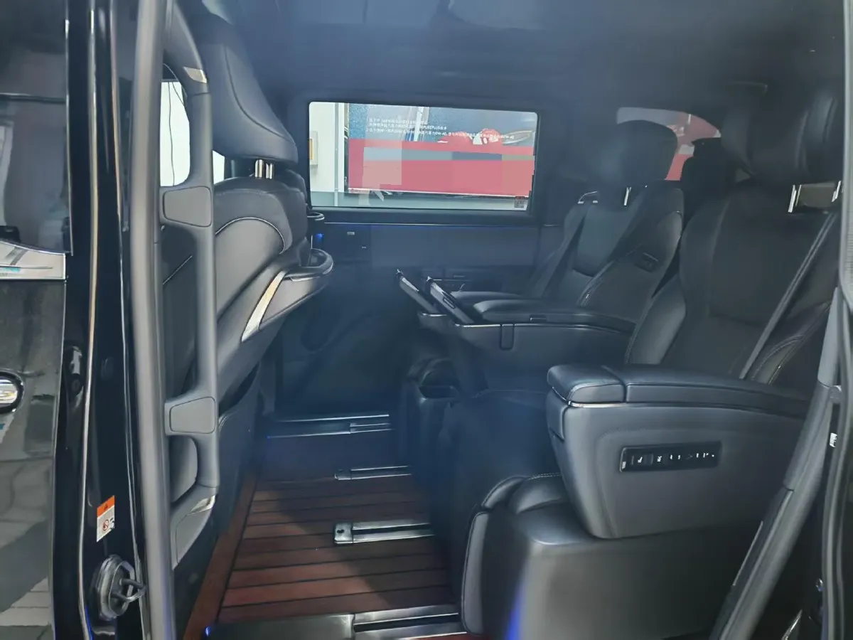 2023 Lexus LM 2.5L 190HP L4 E-CVT Hybrid,autocango,china used car exporter,china ev exporter,chinese used car exporter,chinese used ev exporter