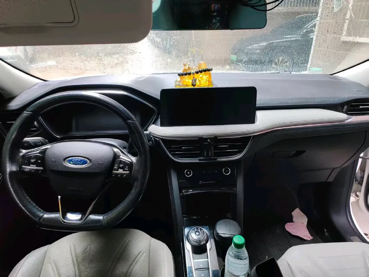 2020 Ford Escape 2.0T 248HP L4 8AT,autocango,china used car exporter,china ev exporter,chinese used car exporter,chinese used ev exporter