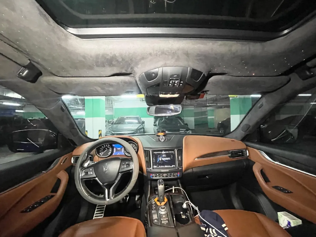 2021 Maserati Levante 3.0T 350HP V6 8AT,autocango,china used car exporter,china ev exporter,chinese used car exporter,chinese used ev exporter