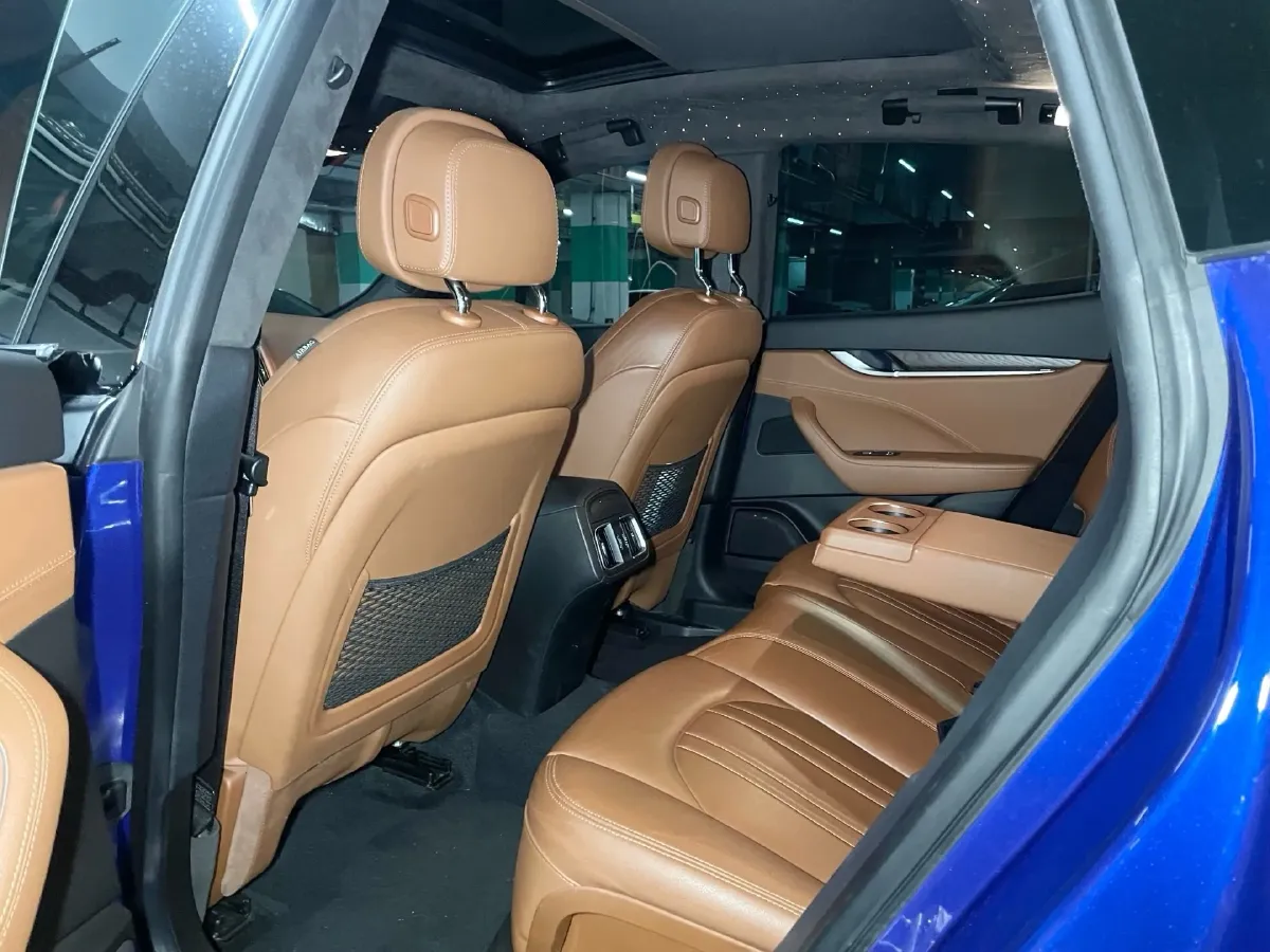 2021 Maserati Levante 3.0T 350HP V6 8AT,autocango,china used car exporter,china ev exporter,chinese used car exporter,chinese used ev exporter