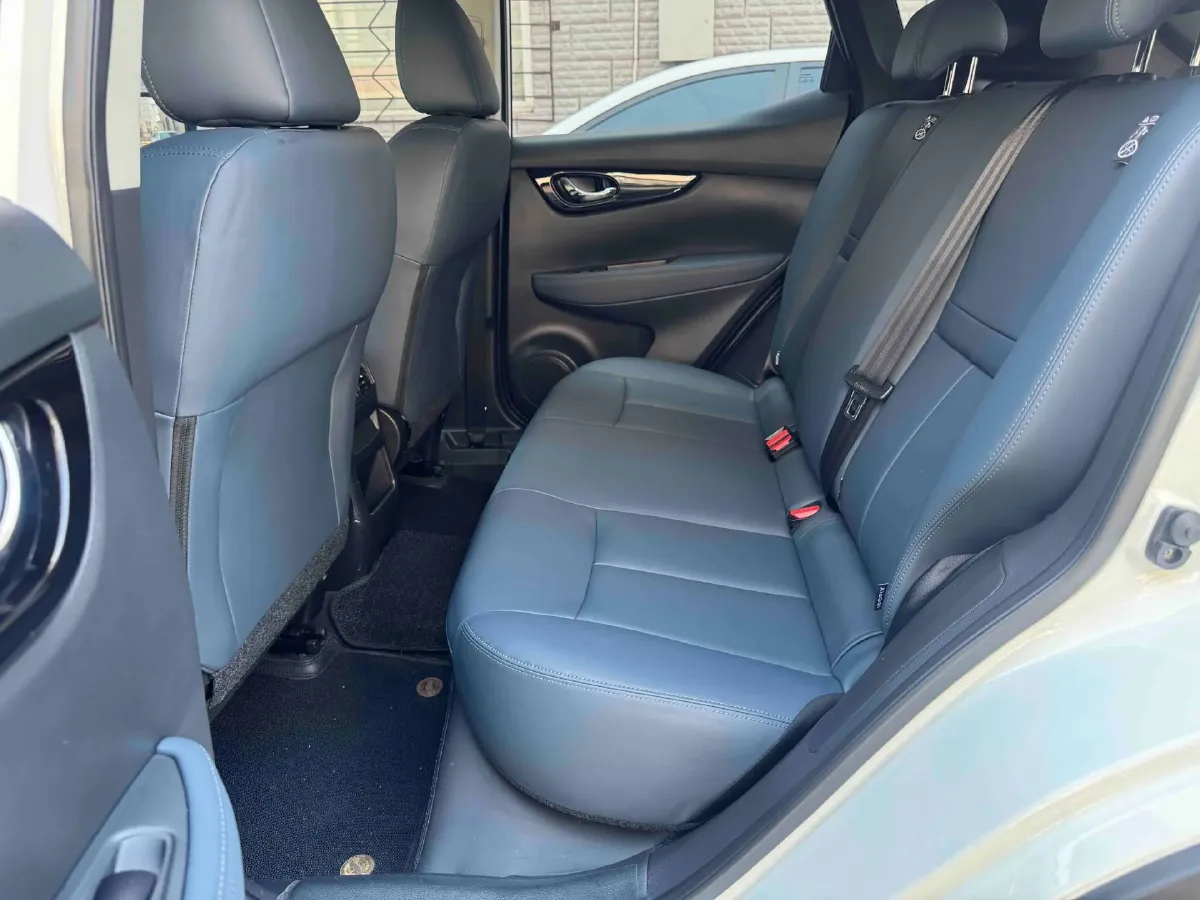 2025 Nissan Qashqai 2.0L 151HP L4 CVT,autocango,china used car exporter,china ev exporter,chinese used car exporter,chinese used ev exporter